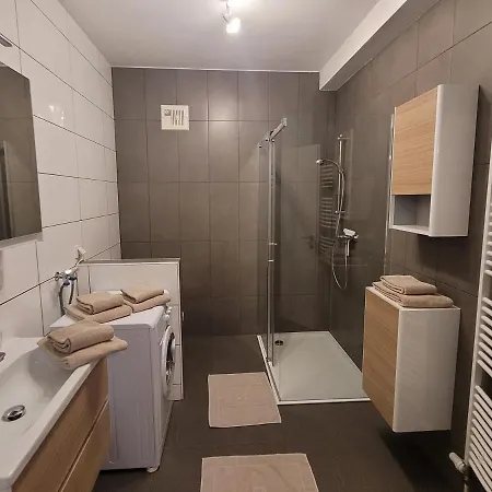 Apartmenthausmannstaetten Hausmannstatten Exterior photo