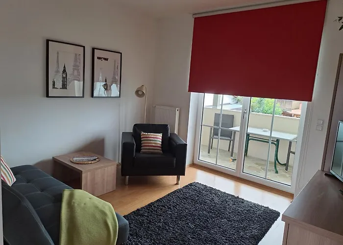 Apartmenthausmannstaetten