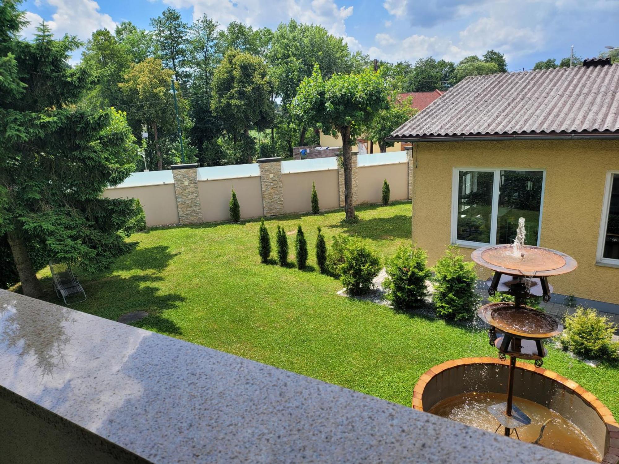 Apartmenthausmannstaetten Apartamento *